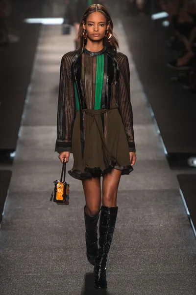 Look 26